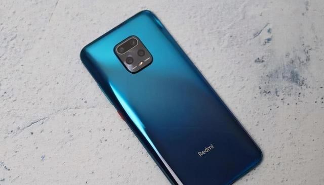 红米手机|被严重低估的千元5G手机！40万跑分+128GB，仅售1399