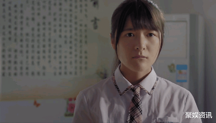 [周星驰]连拍5部“烂片”还不消停？网友：能不能别来祸害电影界了！