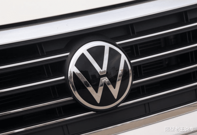 马自达3|最牛“特供车”,入华12年无人骂,满油800公里,2021款换上新车标