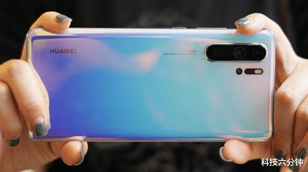 华为Nova:华为正在清仓的四款手机,都已跌至“退场价”,还是内行人的最爱