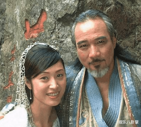 雪梨|他曾比刘德华还红，雪梨为他生下一儿一女，如今37岁儿子比他还帅