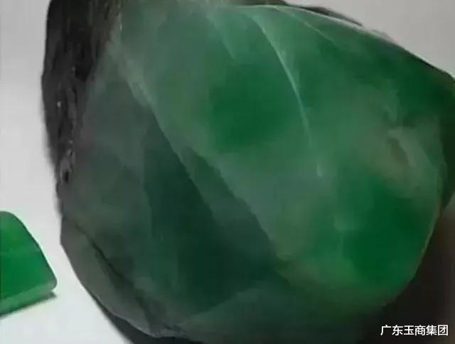 #翡翠#为什么戒面那么贵还有很多人买？看完答案太扎心！