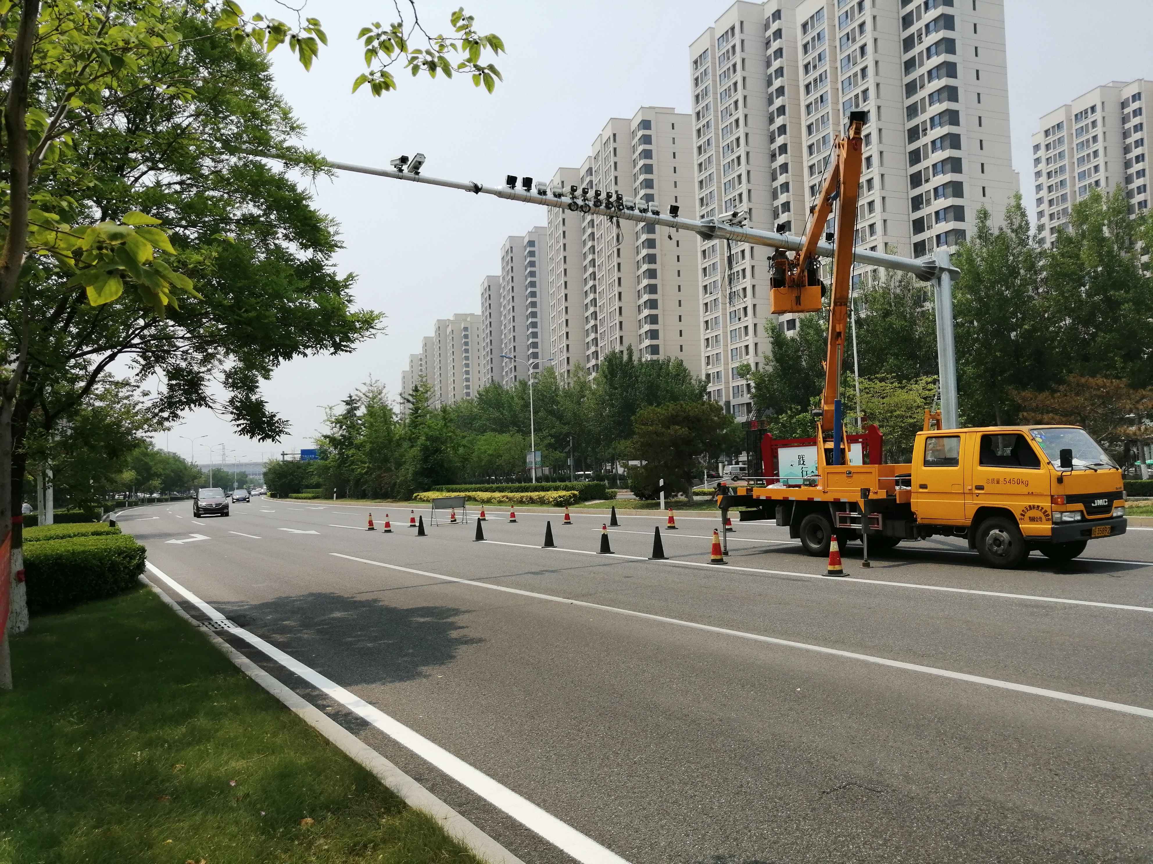 「超速」交通部通知：超速以后不再罚款，包含三点，但安全还是最重要的