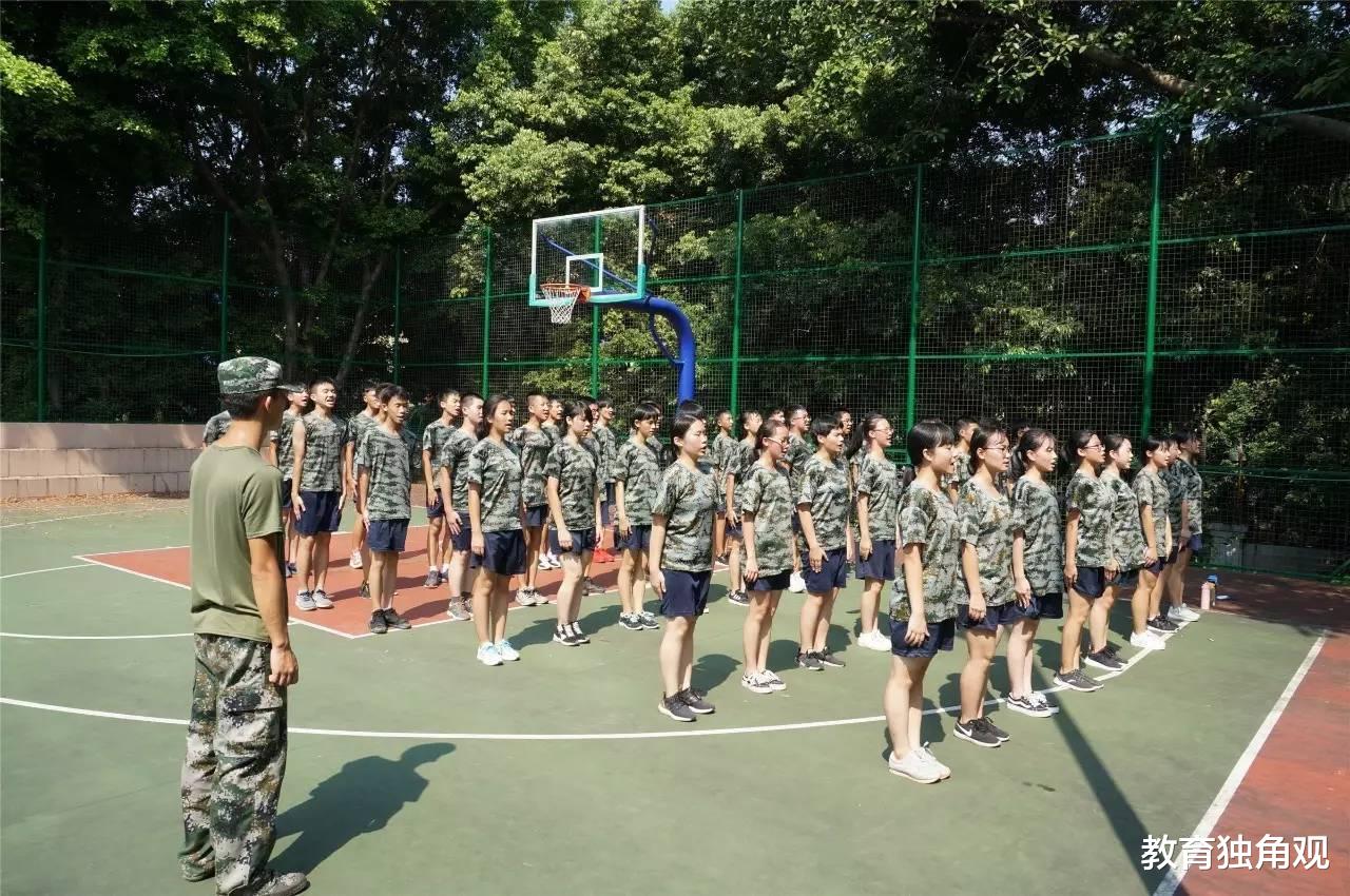 大学|高中军训必须“远离”这三种男生，提前辨别，避免最后高考无望
