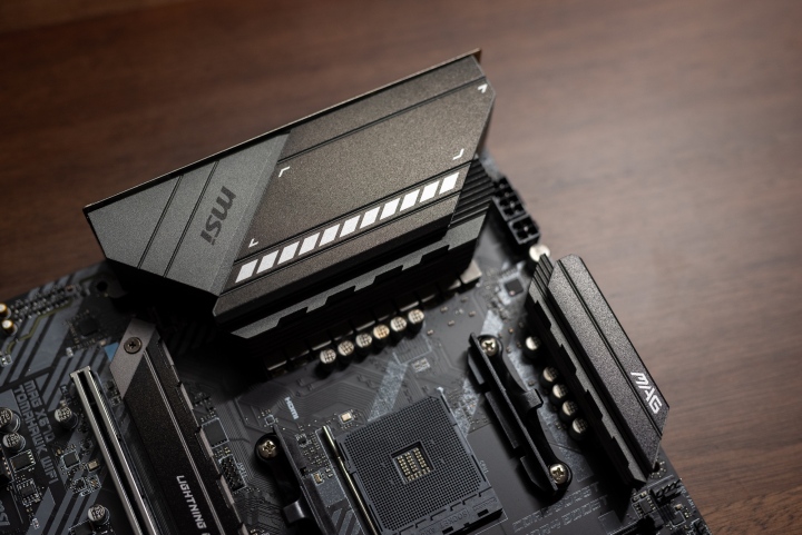 EMUI|全新AMD “XT”系列处理器要怎么玩？