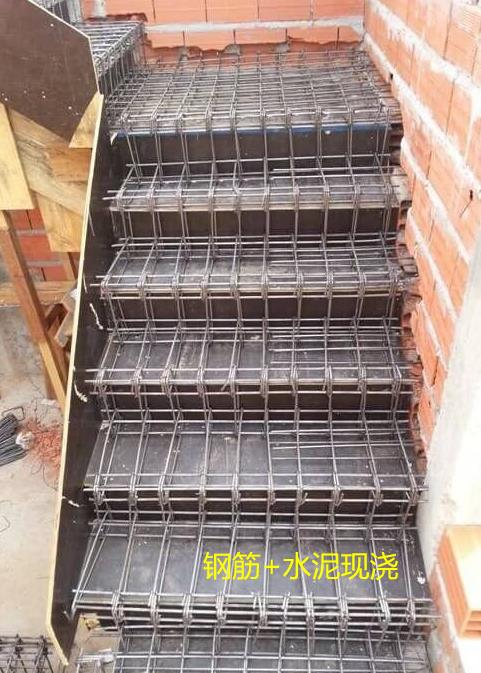 |国外用一块薄薄钢板做楼梯，一周不要就完工，现浇楼梯被比下去？