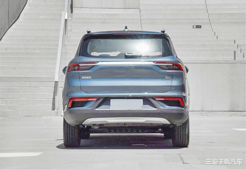 [路虎卫士]再等等！吉利“杀手锏”即将上市，预售价公布，车友：要排队买车