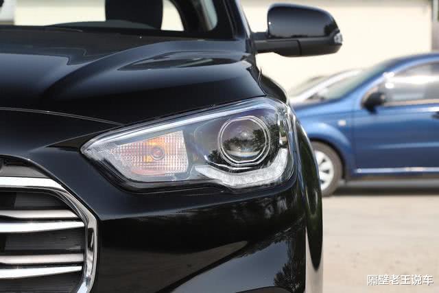 本田CRV@从17万跌到10万火了，车宽1米9，一年狂甩131894辆，直追CRV