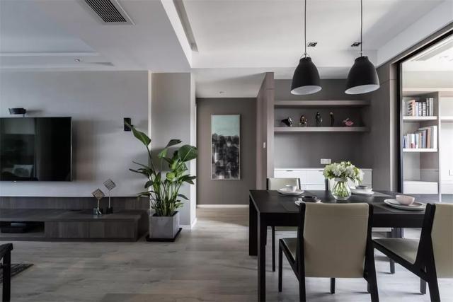 |136㎡四室两厅两卫灰色为主色调打造,配合黑白色作辅色