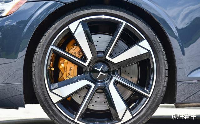 『吉利』吉利甩出“王炸”,2.0T引擎提速3.4S,比奥迪A7漂亮,要迷倒一片