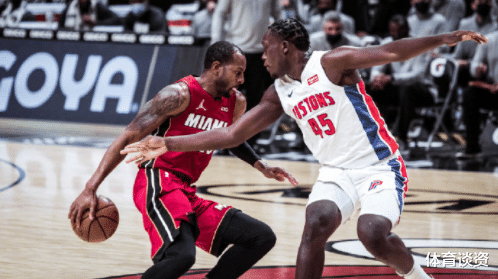 羅斯|轟23+4+4！32歲羅斯重回巔峰，12中8大爆發，成神射手帶格里芬贏球