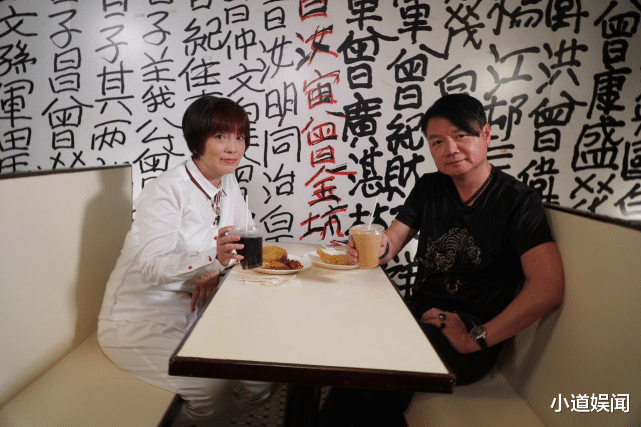 苑琼丹|苑琼丹帮艾威照顾爱犬，遛超巨型伯恩山不成反被遛，路人表情亮了