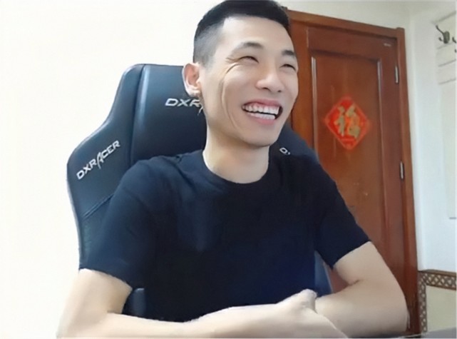 武神|DNF：旭旭宝宝武神也出大幽魂上衣，提升2500亿，但还是想要军神