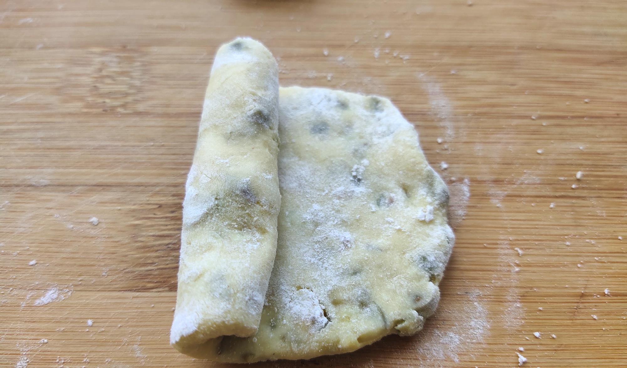 莴笋|玉米面这个做法，香甜松软，孩子最喜欢，暑假到了，宝妈们学起来