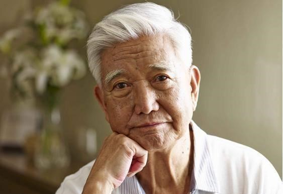 运动|肾功能“不强”的男人，身体3处常会“汗如雨下”，望你一个不占