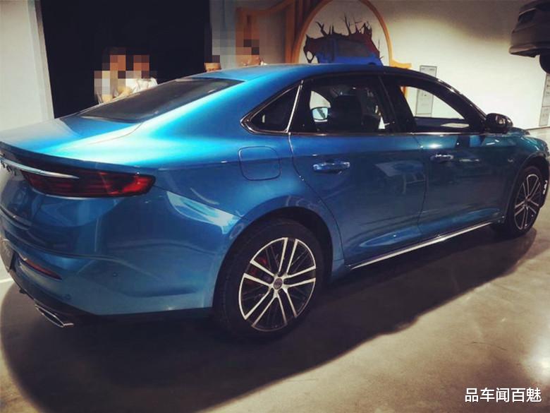 吉利|吉利“摊牌”了！全新轿跑再现真身，比速腾还大，配沃尔沃2.0T
