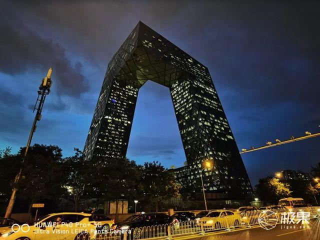 『徕卡』华为P40 Pro+拍照究竟有多强？我们在鸟巢拍见了6公里外的鼓楼