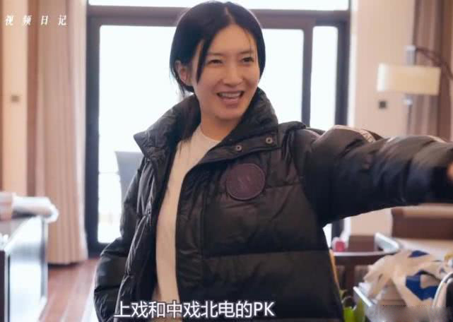 江疏影：江疏影卸完妆有多真实？助理不开美颜就拍照，说是换了个人我也信