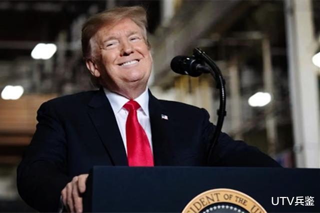 王源：谁负责美国新冠疫苗项目？特朗普骄傲回应：你们知道是谁吗？是我