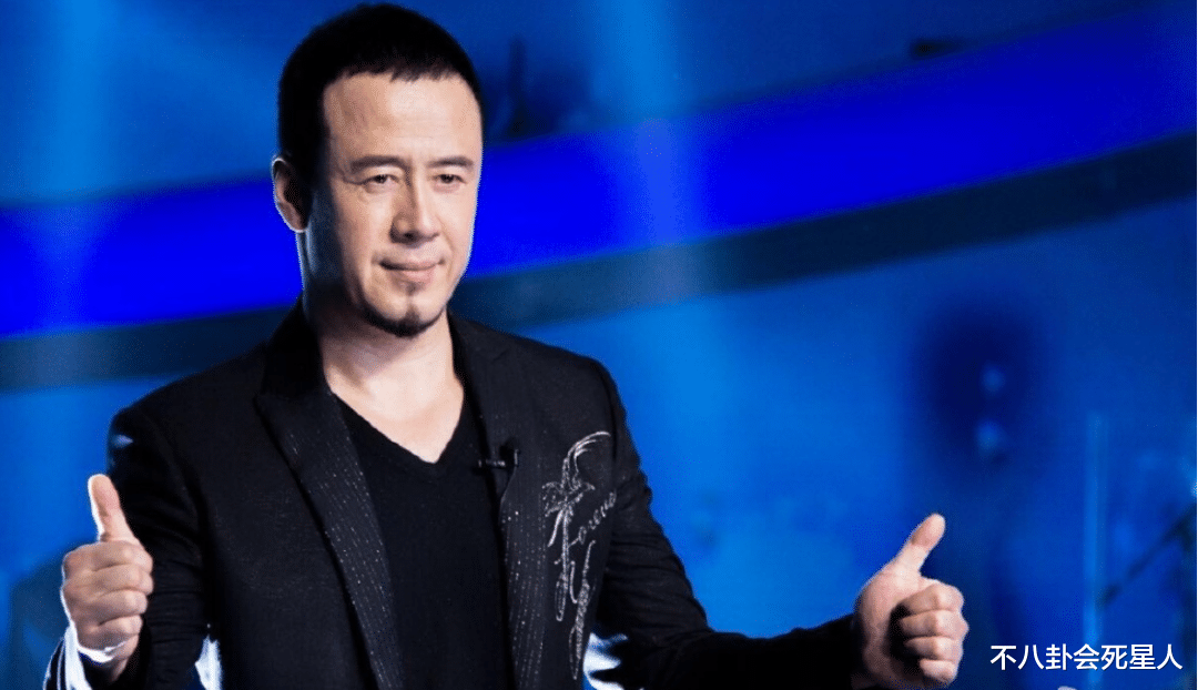 杨坤|杨坤带货遭商家报警，销售额120万退货110万，曾嘲杨幂直播