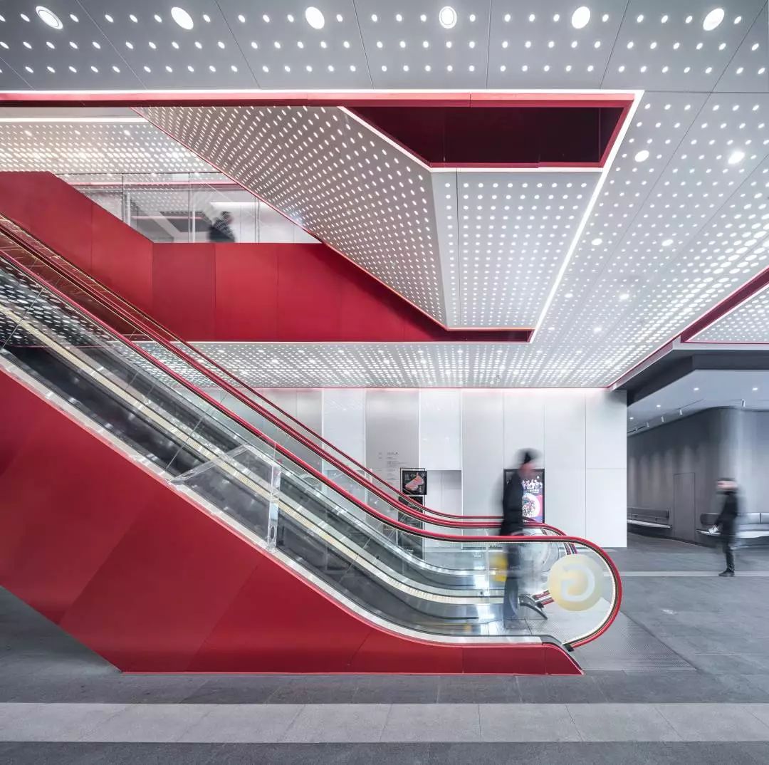 “出圈”的消费潮流，正在唤醒新一代的商业空间 | YiMagazineX世茂