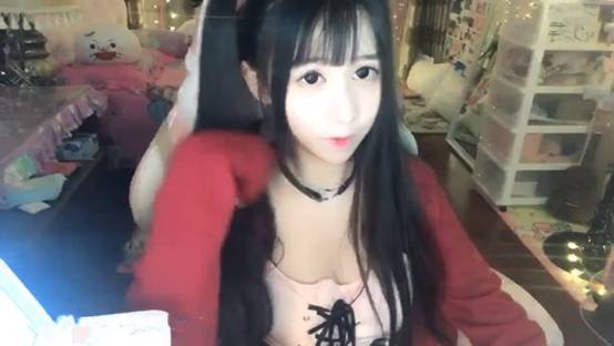 蔡萝莉：没有双马尾的蔡萝莉是啥样？时隔半月发图，这造型我可以