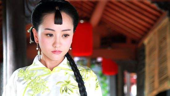 姜文|她被称为“最佛系”的女明星,一年就拍两部戏,但没人说她耍大牌