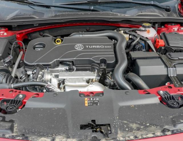 哈弗H6|跌至13.7万的别克君威，配9AT，大卖13309台，终于成功