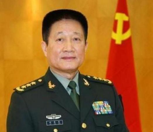 冲锋枪|曾提冲锋枪拼死救出副师长的连长，现为副国级，他的名字叫刘粤军
