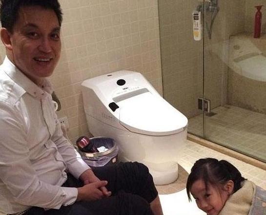 带你看看李锐住的豪宅，从小就很宠爱女儿，房子面积上百平方