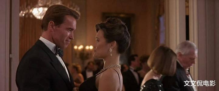 黄渤|不止是动作片的巅峰，《真实的谎言》背后，或许还有你不知道的事