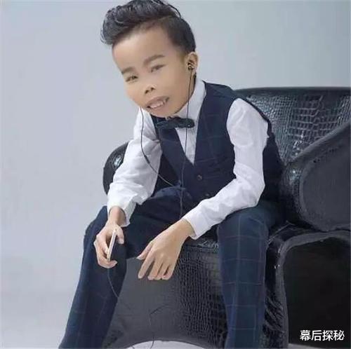 刘梓晨|奇葩长相走天下：前有整容狂魔刘梓晨，后有嘟嘟姐刻意丑化自己
