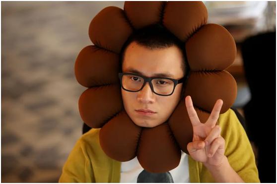 「穿衣搭配」35岁文章恢复单身后大变样，身材暴瘦颜值回春，穿衣风格颠覆以往