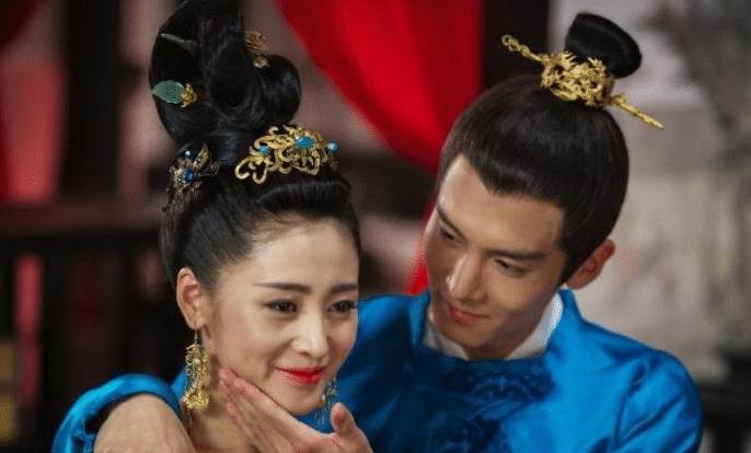 爱奇艺|一部很神奇的电视剧, 主演一个都没火, 配角却奔向了一线