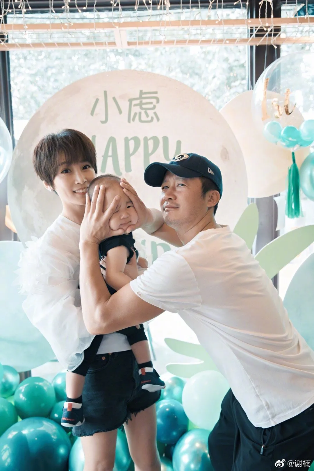 谢楠|吴京硬汉人设“崩”了,他的妻子谢楠才是真正的狠角色