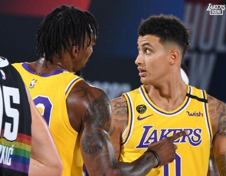 湖人队|湖人拿到赛点后，老詹盛赞魔兽，沃格尔透露小秘密，马龙赛后暴怒