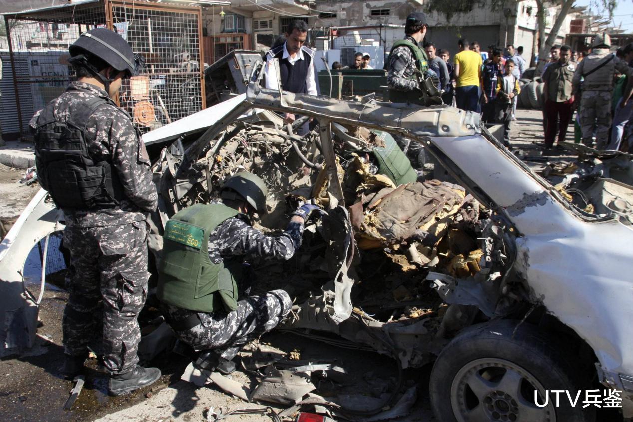 风骏5|美军不是万能的！运输车队在伊拉克遇袭，枪手点燃汽车烧毁物资