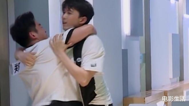 蔡徐坤|精彩升级！《奔跑吧》蔡徐坤成最大赢家，赢得胜利有三大原因