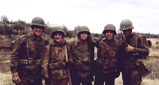 医生|战争片加恐怖片加科幻片！这电影绝了