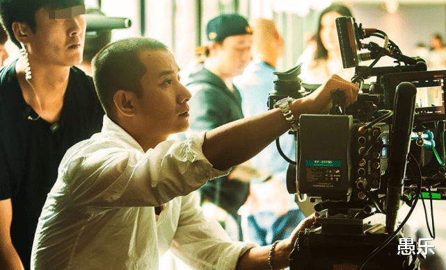 马伊琍|36岁文章新片首映！大合影站位显心酸，一脸憔悴境遇与前妻差距太大