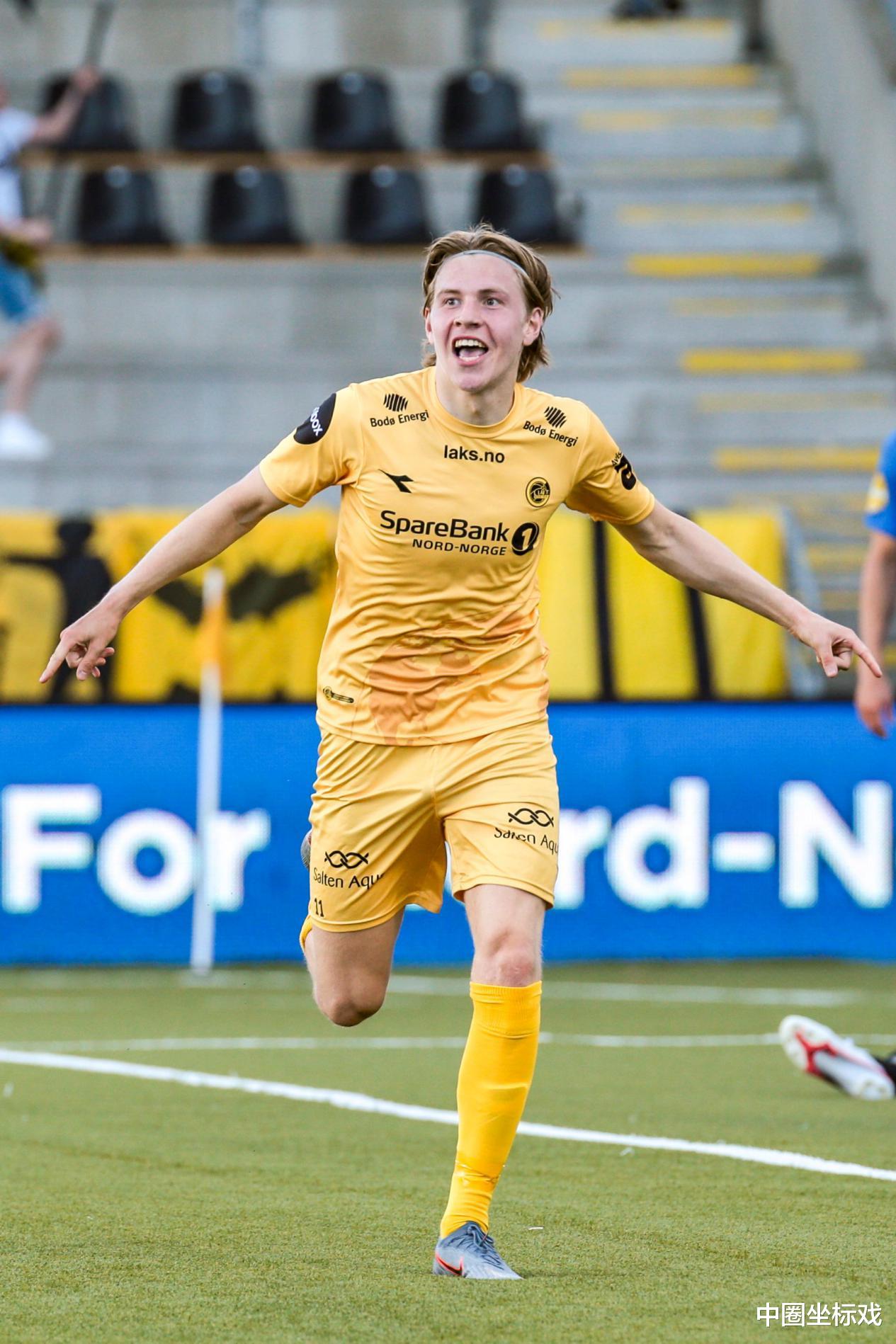 AC米兰|恰球王愈发关键；仍有意引进右后卫；将买对手一人——AC米兰新闻