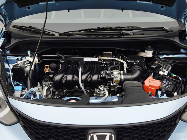 本田飞度|本田飞度进入清仓阶段，入门级跌破7万，还考虑Polo？