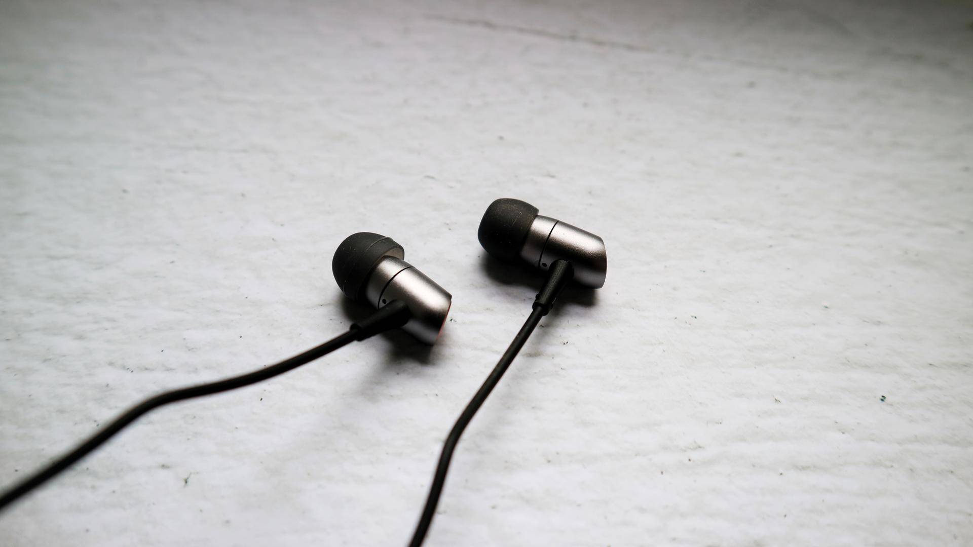 三星|百元超高性价比HiFi耳机：徕声T200上手体验