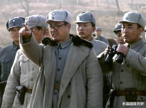 徐海东|抗战初期，老蒋给我军将领封了31名将官，只有一人是上将！