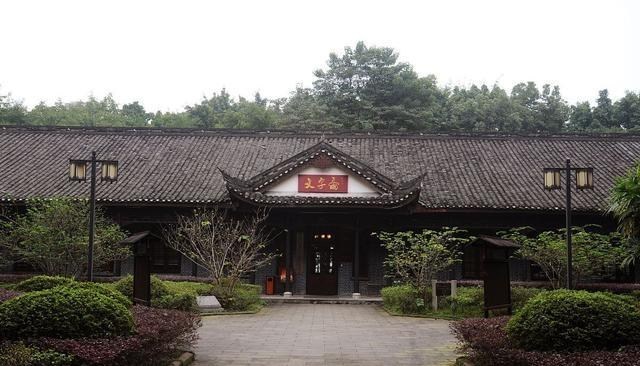 高校|老牌985高校A类学科都没有仅有A-，王牌专业全是热门学科，太难了