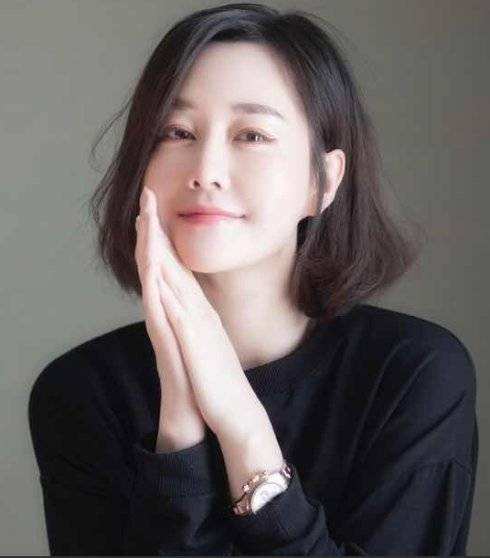 无人问津|出道13年还是无人问津,作品都是“烂片”,现在在抖音里意外火了