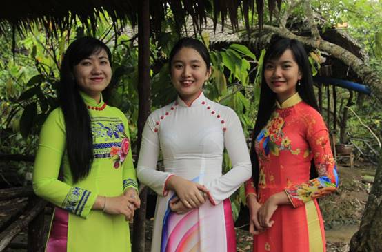 导游|东南亚最奇葩的国家，导游几乎全是女性，还提供全方位服务