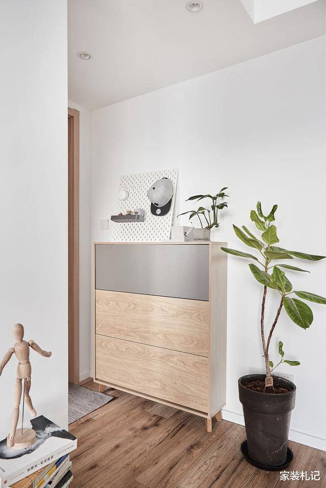 |恰到好处的原木与大白墙设计，97㎡自然整洁，让人生活倍感轻松