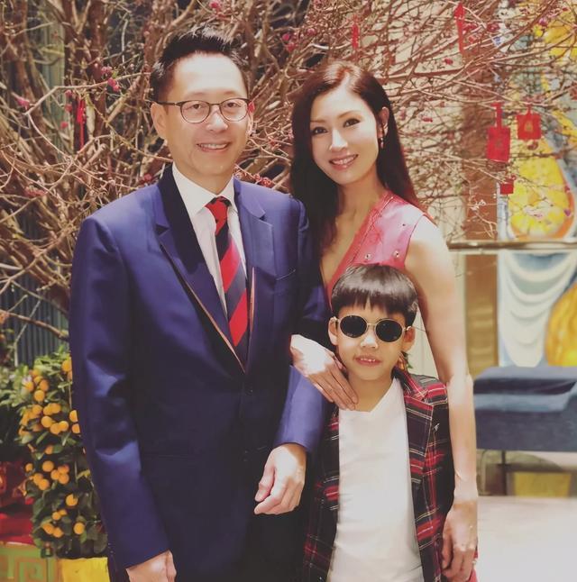 鹿鼎记|新《鹿鼎记》7个老婆一张脸，看看周星驰版，才是港圈女神的顶配