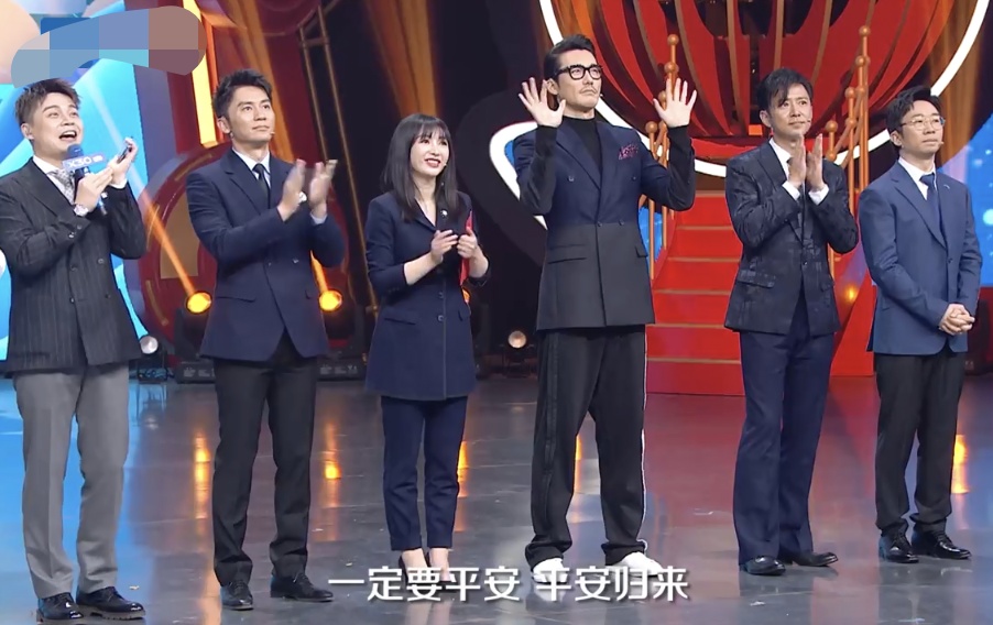 黄晓明：《王牌对王牌》下期超暖心，观众席空无一人，内容却让人瞬间泪目